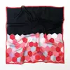 Kép 1/3 - Hexa fekete pink piros selyemkendő