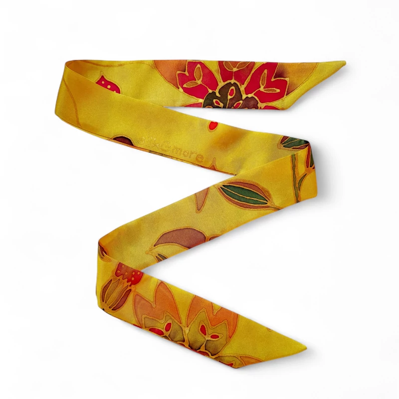 Skinny  elegáns arannyal díszített ornamentális selyemszalag